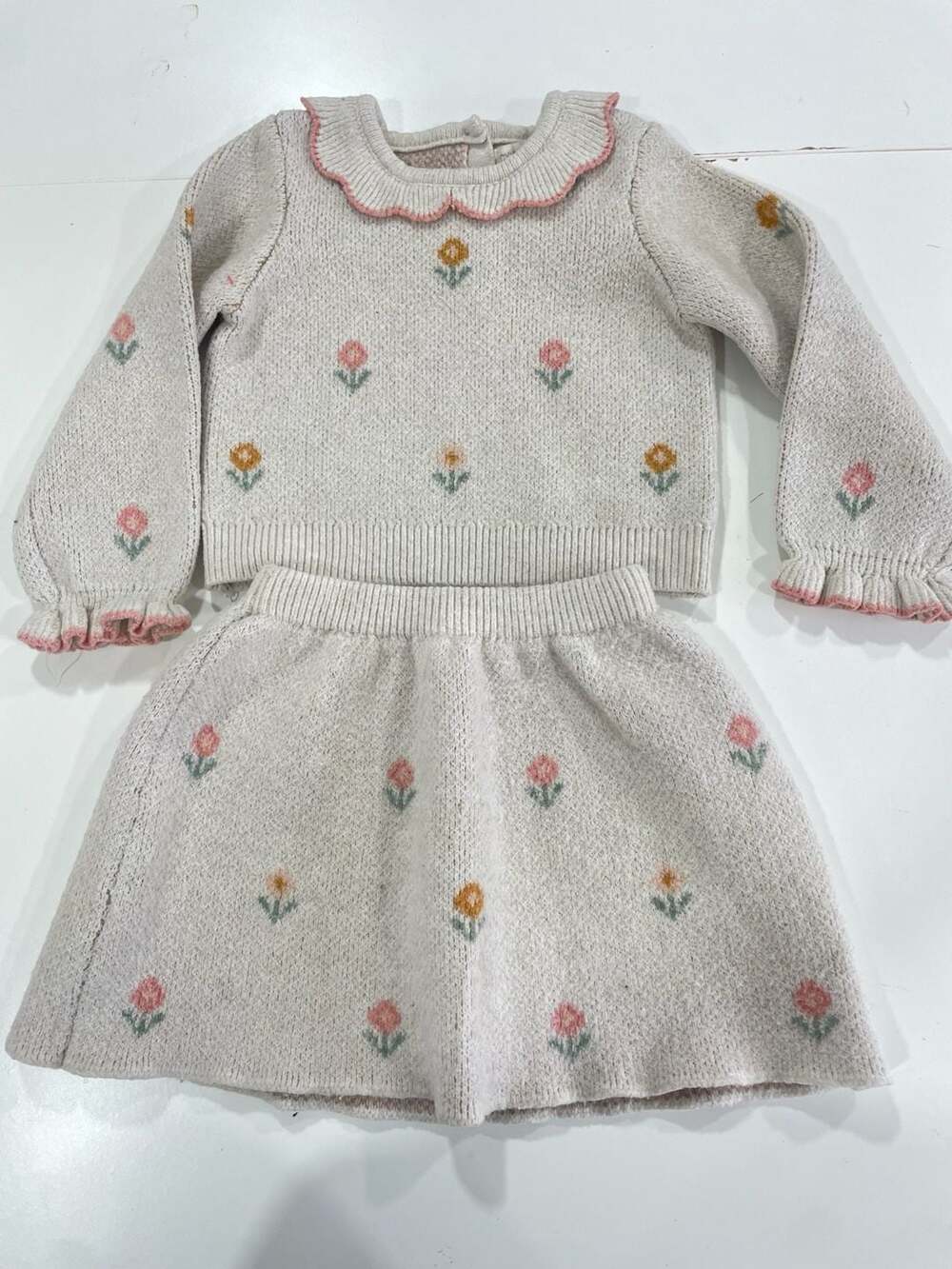 Cynthia Rowley Sweater and Skirt Set Size 24M Floral Knit